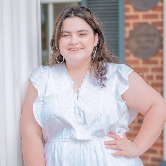 Meet the Posher - Picture 1 of 1